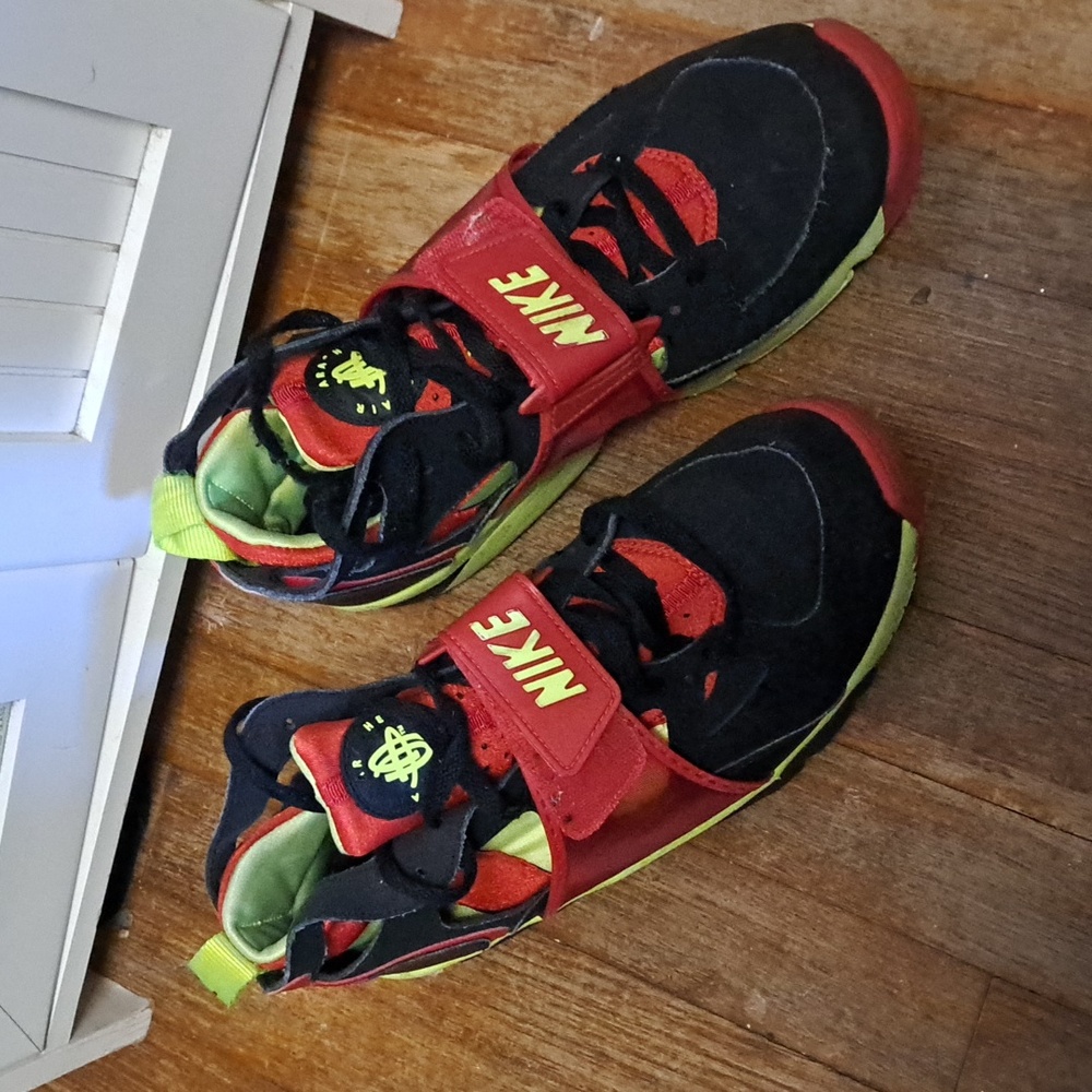 Nike Air Trainer Huarache Red Volt Sneakers Size 10 Used Excellent MSRP $220